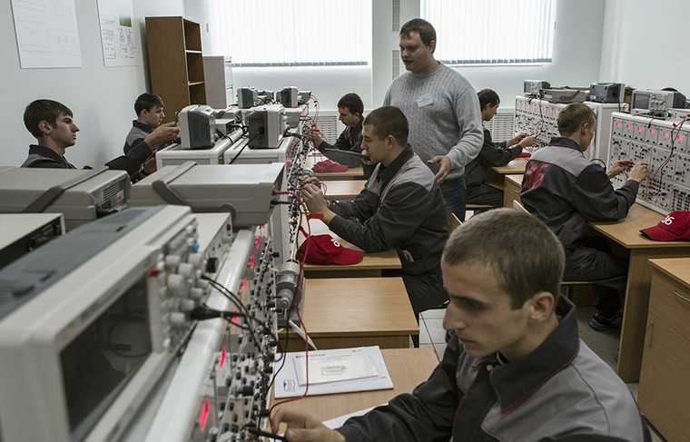 Вузы для иностранцев в россии: требования для поступления, квоты на «бюджет» и правила миграционного учета