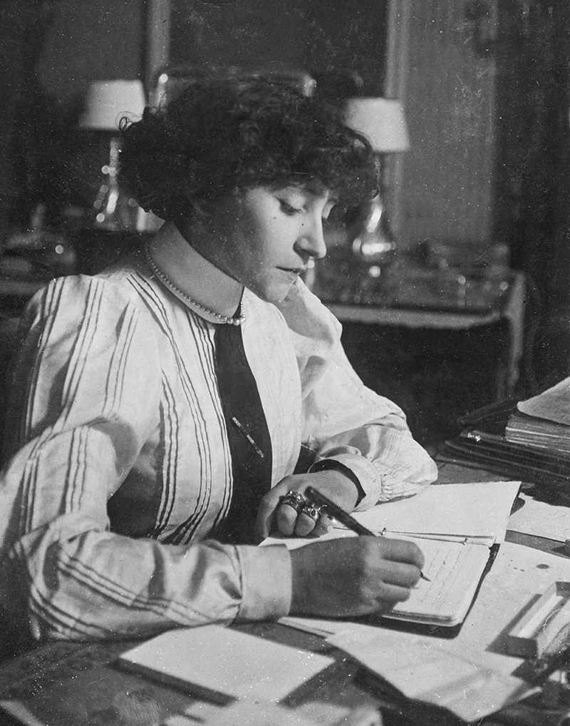 История колетт - первой писательницы, которая сломала стереотипы и доказала, что женщины могут писать книги
