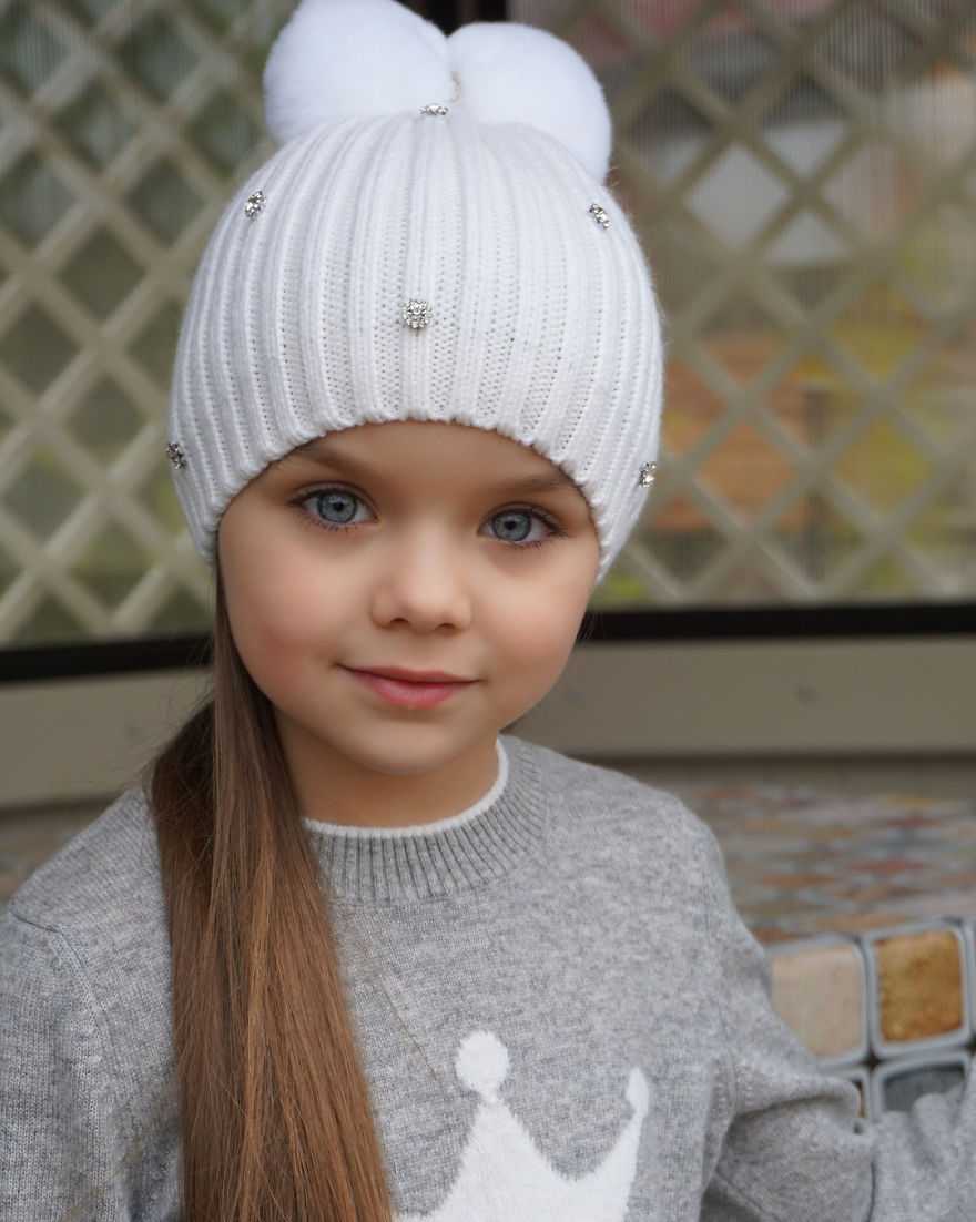 6-летняя настя из россии признана самой красивой девочкой в мире
